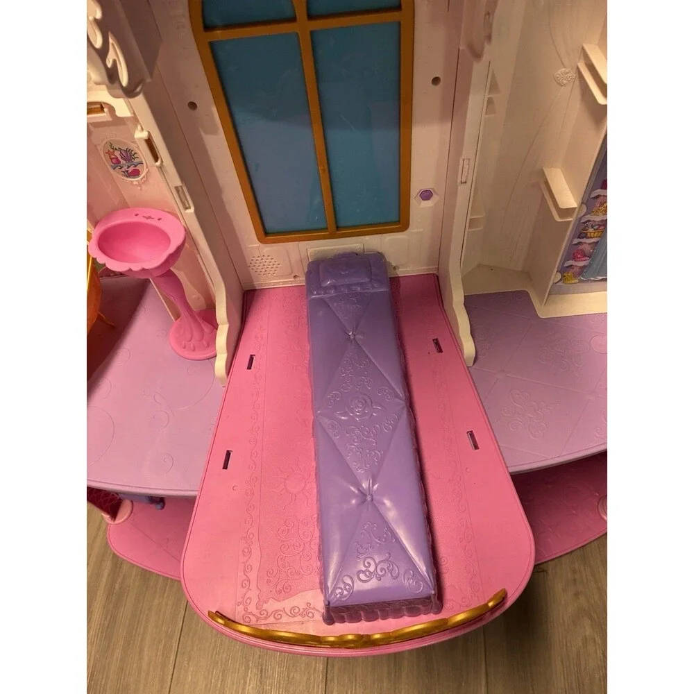 Disney Princess Ultimate Celebration Castle 4ft Hasbro Fireworks Music